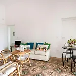Exclusive Maison Valentina